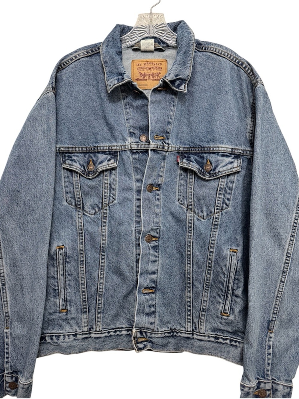 Vintage Levi’s 70507-0389 Denim Trucker Jacket Men’s Size Large Blue Relaxed Fit